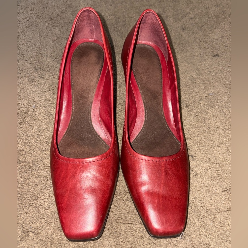 Vintage Red Leather Kitten Heels